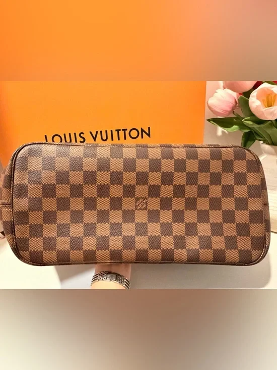 Louis Vuitton Brown Checkered Canvas Tote - Picture 8 of 16